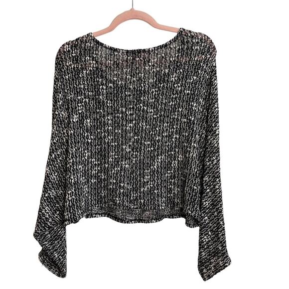 Pookie & Sebastian Black and White Batwing Sleeve Sweater - Picture 2 of 5